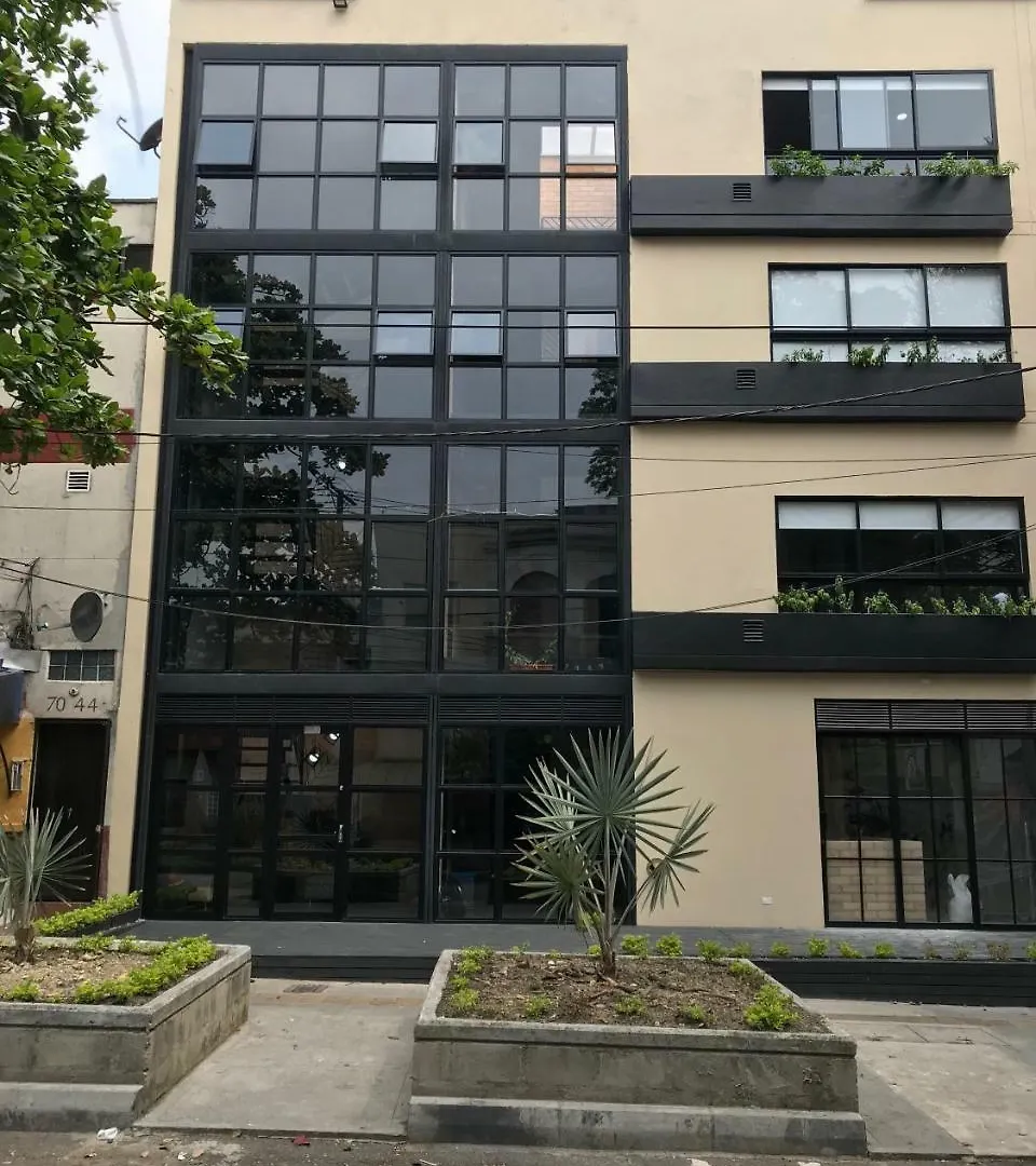 **** Aparthotel Mediterraneo Express Medellin Colombia